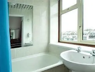 Auberge de jeunesse Equity Point *