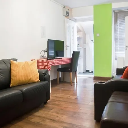 Capital Host Warren Street Apartment London
