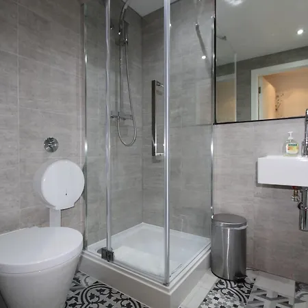 Guest house Stratford *