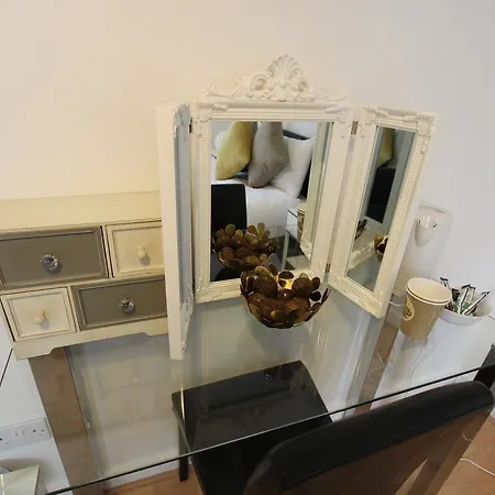 Stratford Guest house London