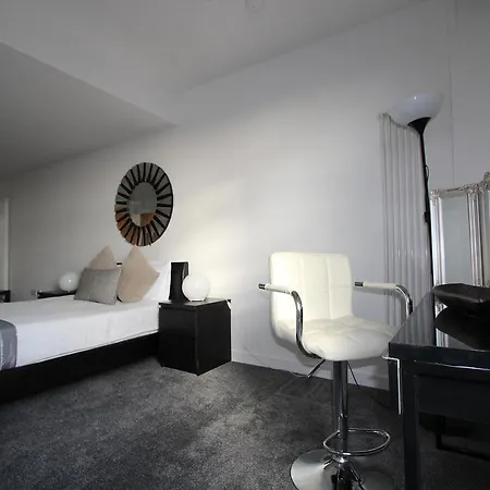Stratford Guest house