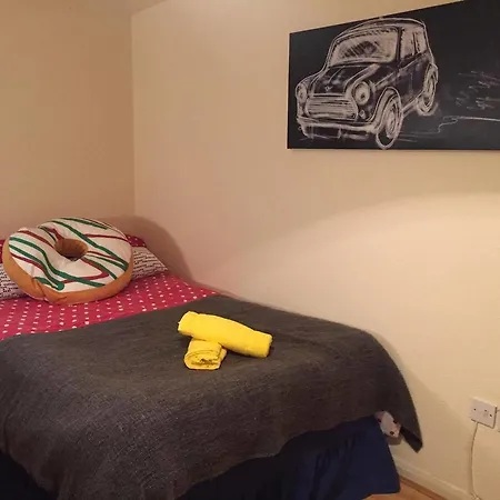 Mapesbury Hostel London
