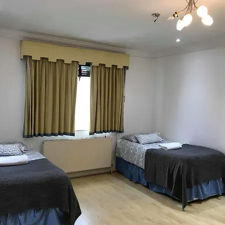 Mapesbury Hostel London