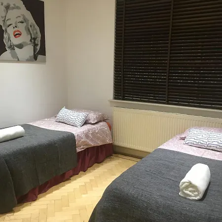 Mapesbury Hostel London