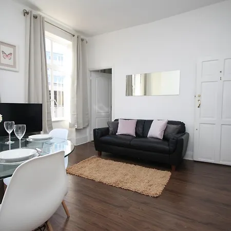 Regents Park Central Apartman *