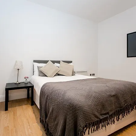 Apartment Aldgate