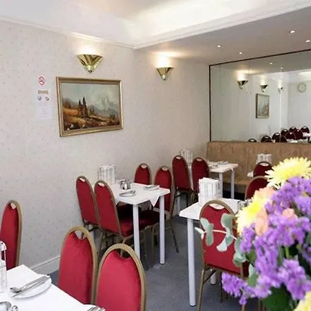 Oliver Plaza Hotel Londýn