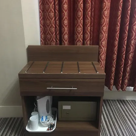 Oliver 3* Londra