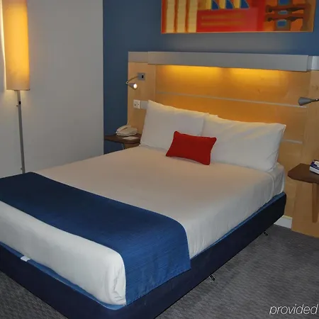 Express London By Ihg Otel Croydon