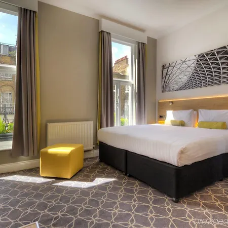 호텔 Comfort & Kings Cross St. Pancras 4*