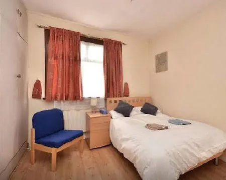Manor Park House Guest house Ilford