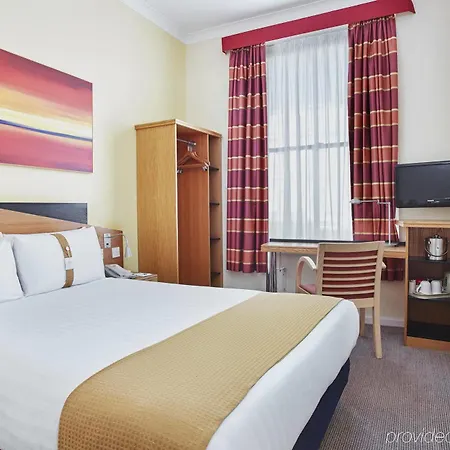 Express Victoria By Ihg London