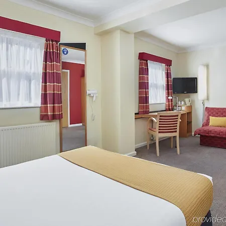 Express Victoria By Ihg Hotel London