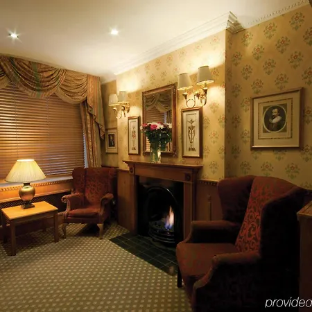 Phoenix Hotel