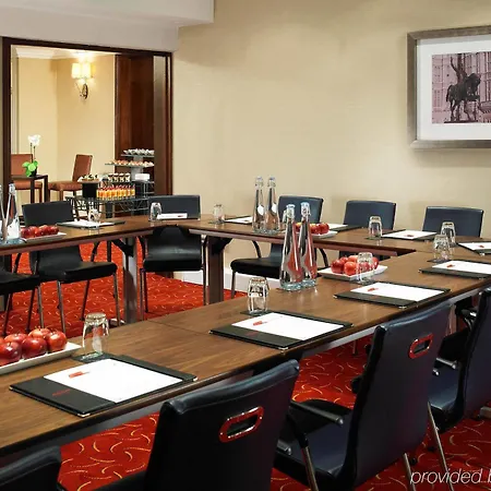 Marriott Marble Arch Hotel 4*
