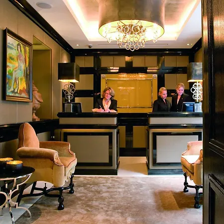 Hotel Althoff St James's & Club