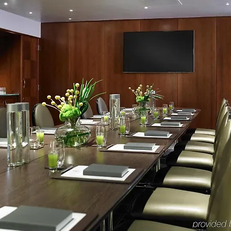 Marriott Park Lane 5*