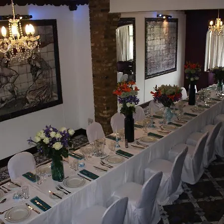 Madonna Halley Hotel
