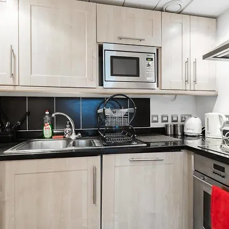 Harrow Apartment Hotel