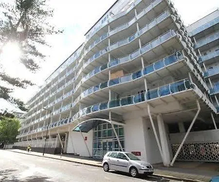 Harrow Apartment Hotel
