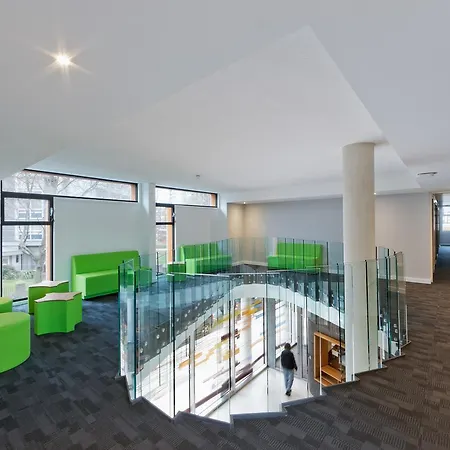 Torquay House Hostel London