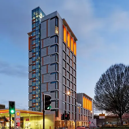 Torquay House * London