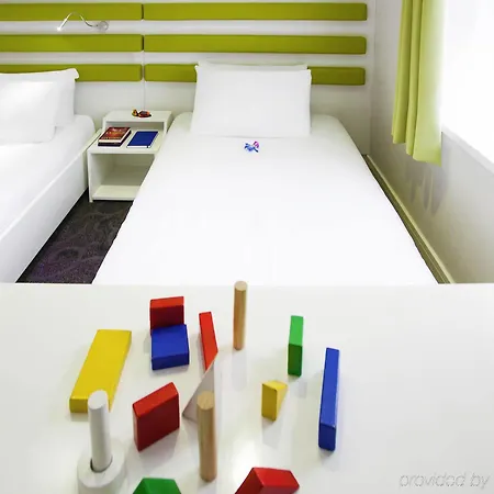 Ibis Styles London Hotel 3*