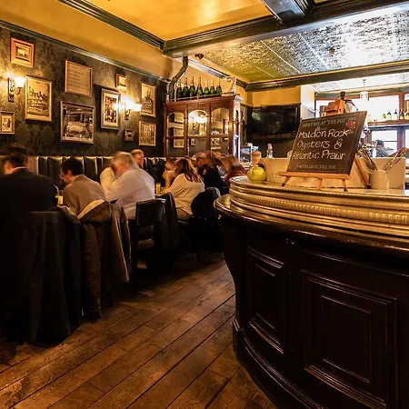 Fox And Anchor 4* Londres