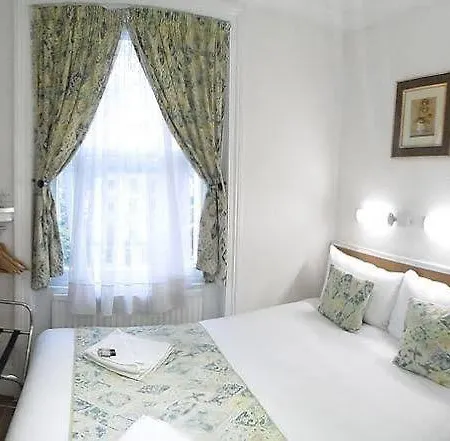Hotel Falcon 3*