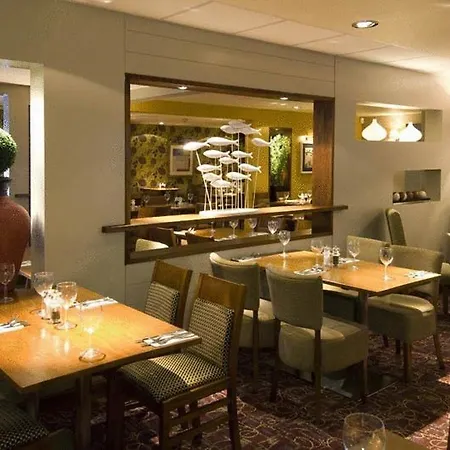 Premier Kensington Hotel 3*