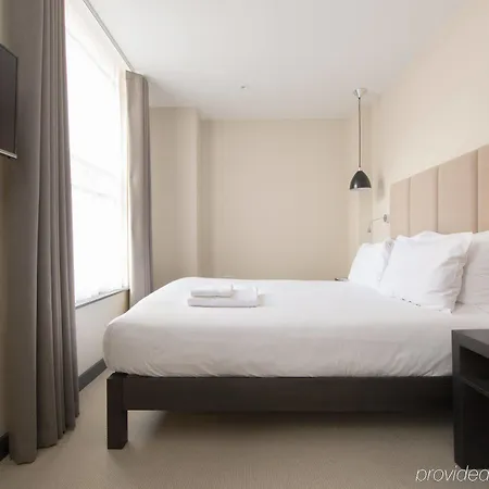 Hotel Cove Cannon Street 4*