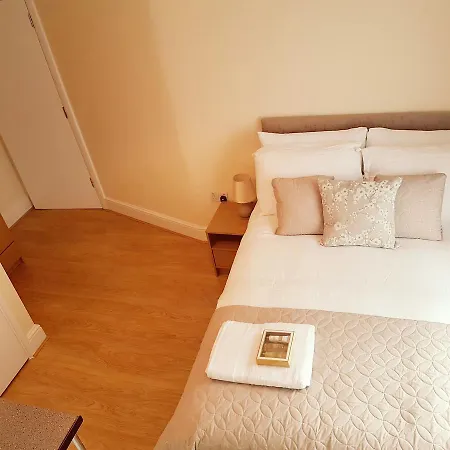 Hotel Kathleen House Enfield
