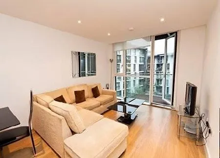 Times Square Serviced 4* Londra