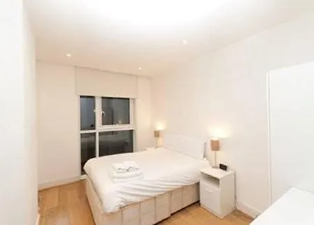 Times Square Serviced Hotel 4*