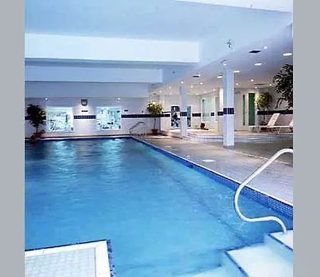 Hotel Nutfield Priory And 4*