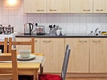 Fonthill House Apartment London