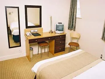 Hotel Kensington International 4*