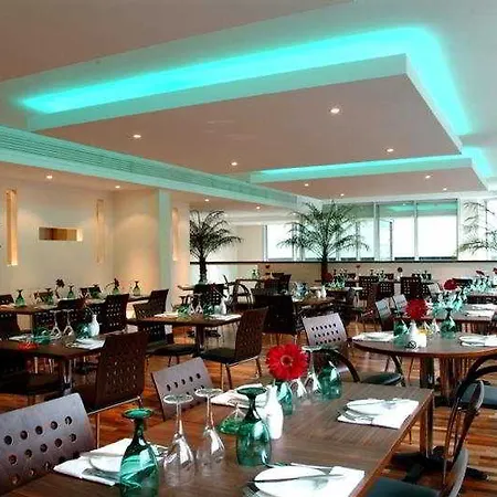 Отель Holiday Camden Lock By Ihg 4*