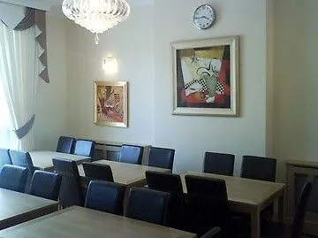 Corner House