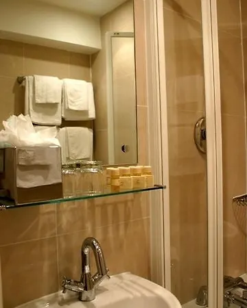 Shaftesbury Premier Hyde Park Otel 3*