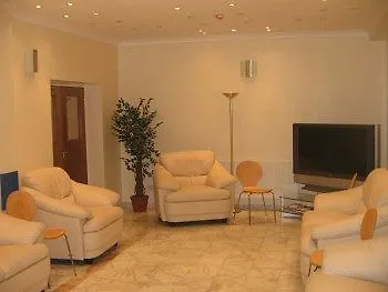 Express Hotel 2*
