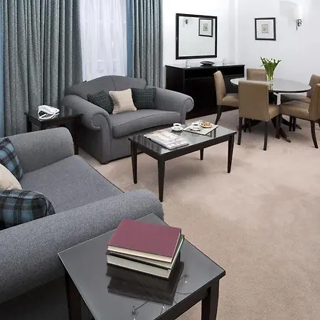 Arlington House Hotel 4*