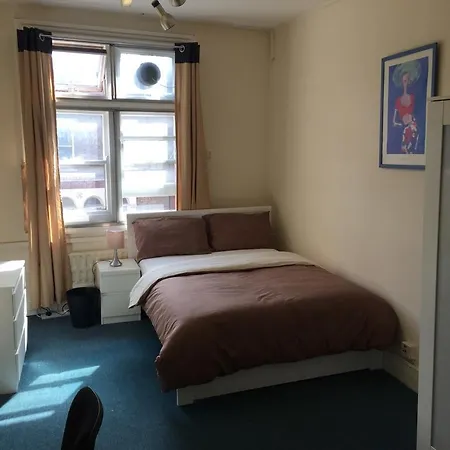 Hostel Amity London