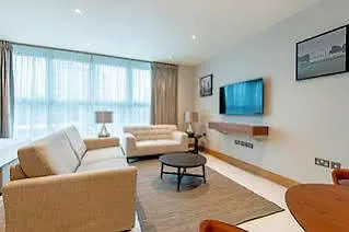 Sanctum International Serviced Belsize Apartment *