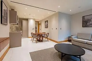 Sanctum International Serviced Belsize Apartment London