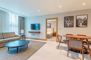 Sanctum International Serviced Belsize Apartment *