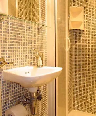 Hotel Boulevard 2*