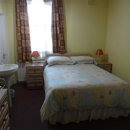 St. James's Guest house 3*