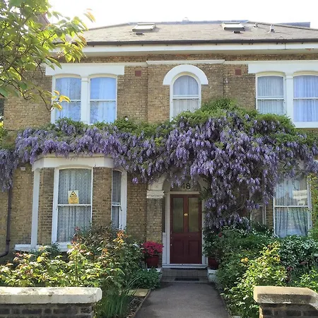 St. James's 3* London