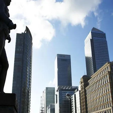 Marriott Canary Wharf 5* 런던